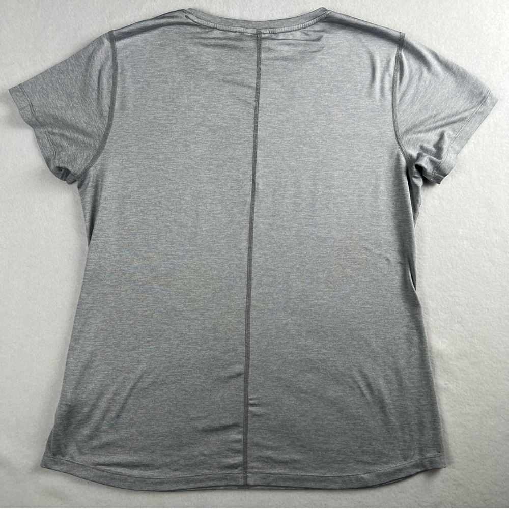 The North Face Women's Lightweight Activewear‎ Outdoor Shirt Gray Medium - Picture 2 of 7